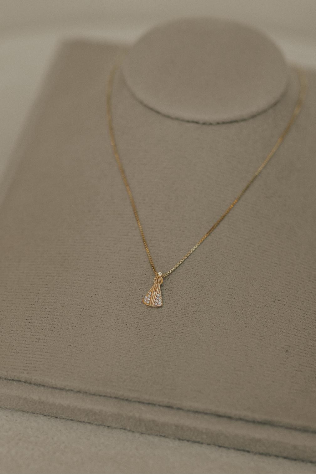 Colar Nossa Senhora Aparecida Mini Cristal Dourado