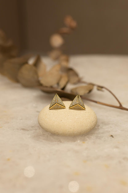 Brinco Triângulo Dourado