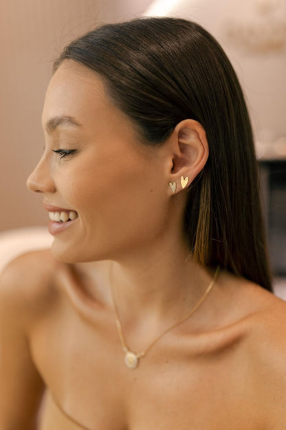 Brinco Coração Cravejado Dourado