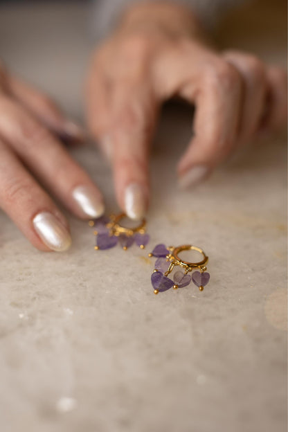 Brinco Argola Corações Ametista Dourado
