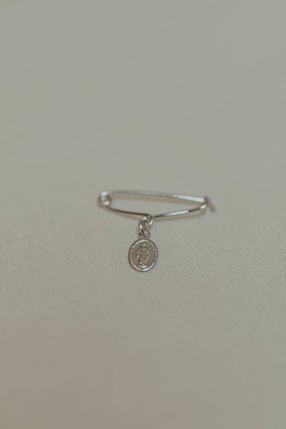 Alfinete Batizado Medalha Milagrosa Ródio Branco