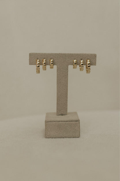 Kit 3 Argolas Click Corações Dourado