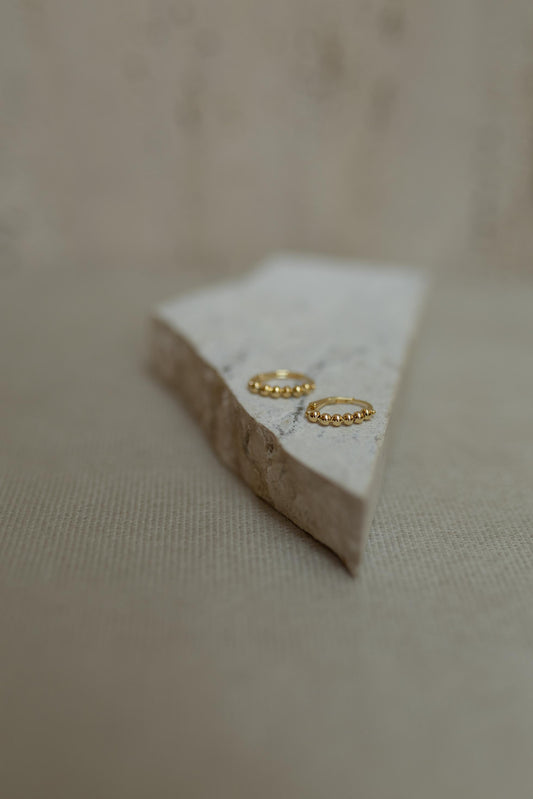 Brinco Argola de Bolinhas Dourado