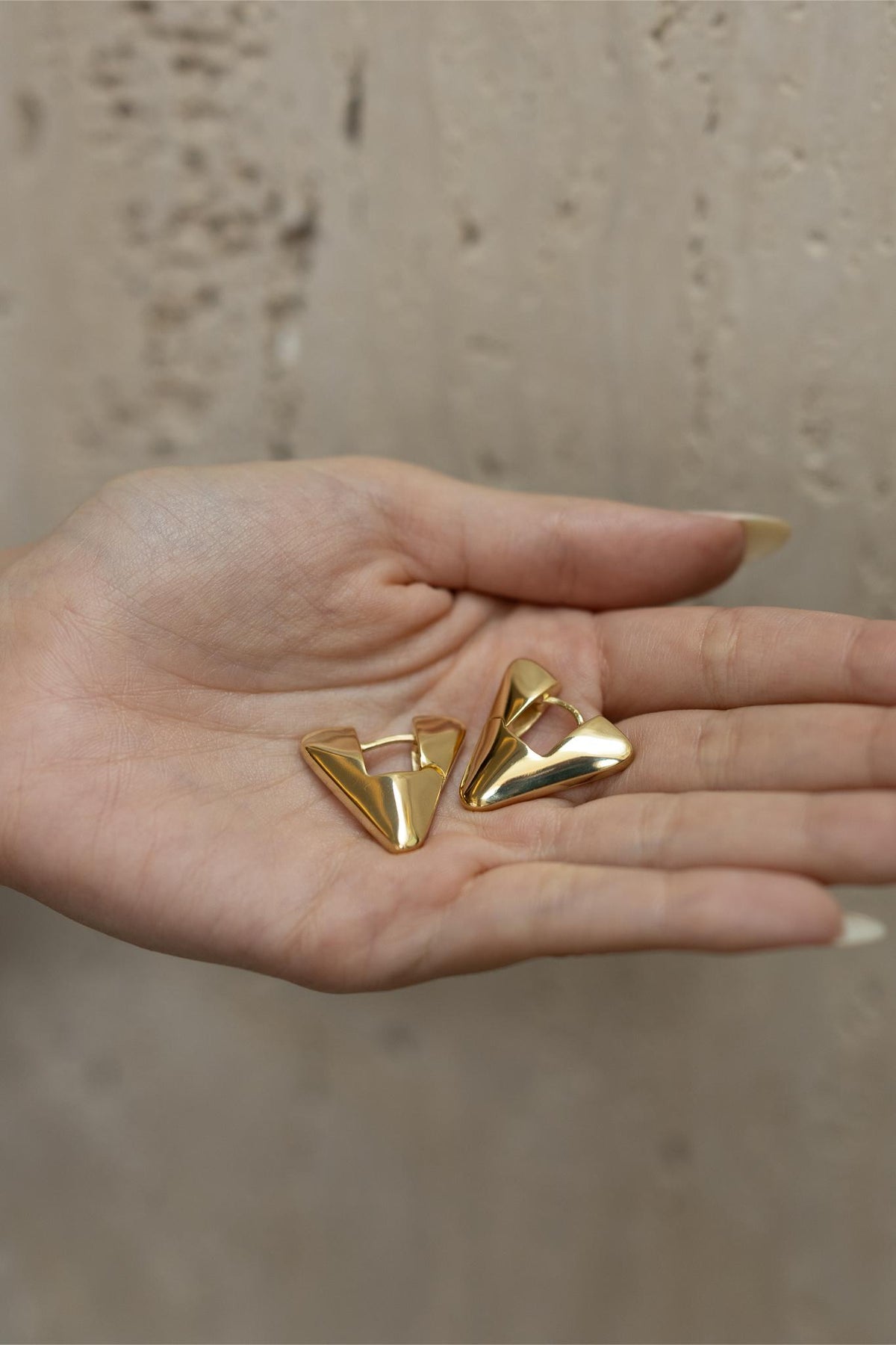 Brinco Argola Inspo V Dourado