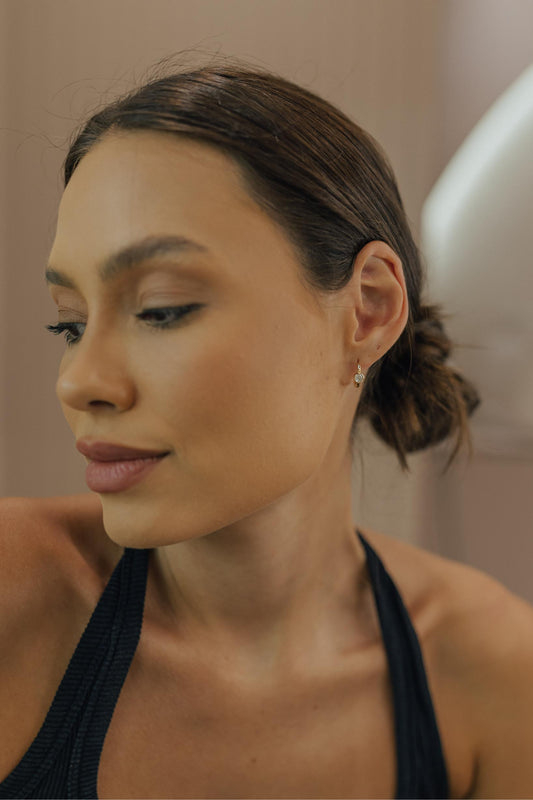 Brinco Argola Ponto de Luz 4mm Moissanite Prata 925 Dourado