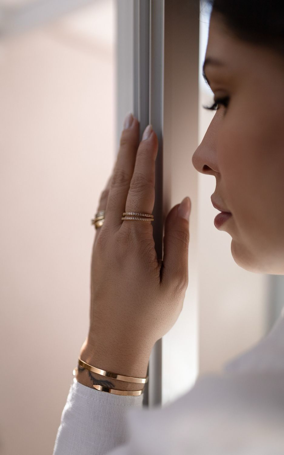 Anel Aparador de Aliança Dourado