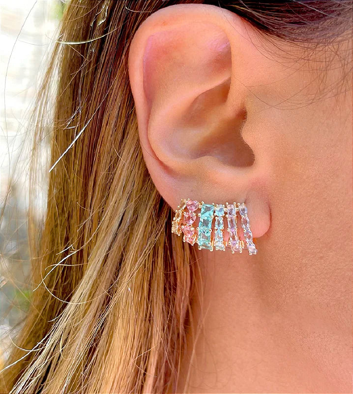 Brinco Ear Cuff Cristal Colorido Dourado