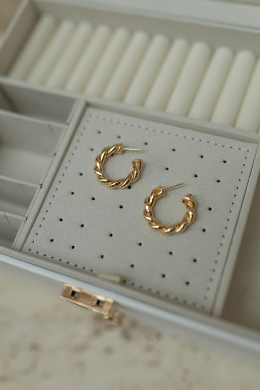 Brinco Argola Pino Trançada Liso Dourado