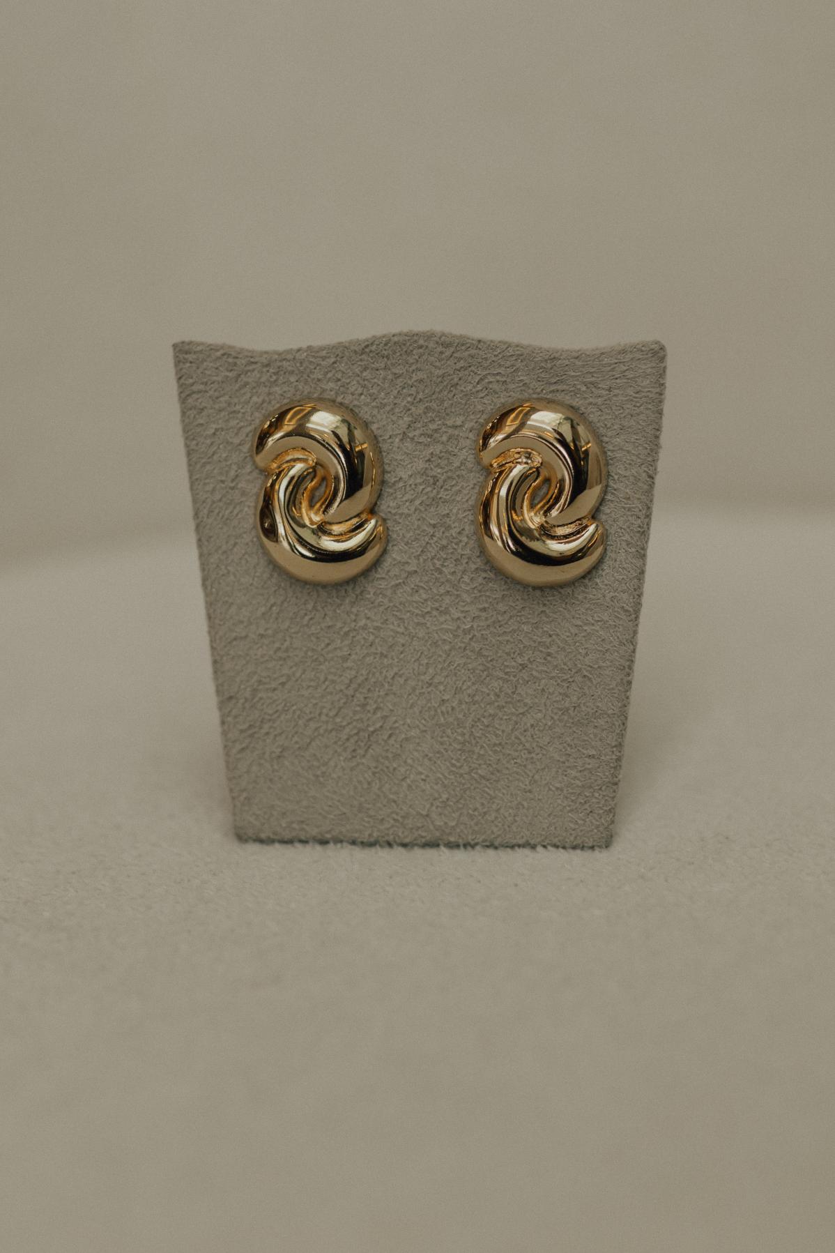 Brinco Encontro Dourado