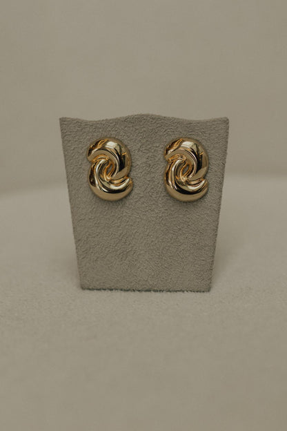 Brinco Encontro Dourado