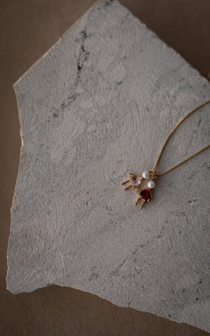 Colar Filhos com Pérolas Dourado