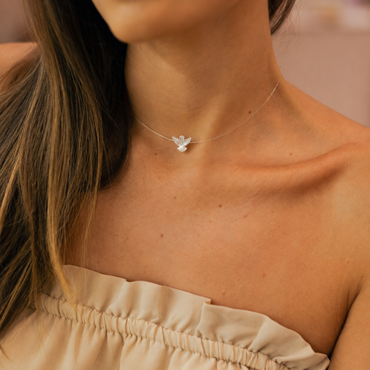 Colar de Nylon com Divino Espírito Santo Madrepérola Dourado
