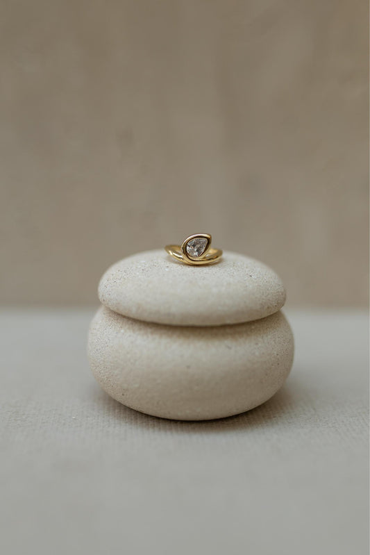 Anel Mindinho Gota Cristal Dourado