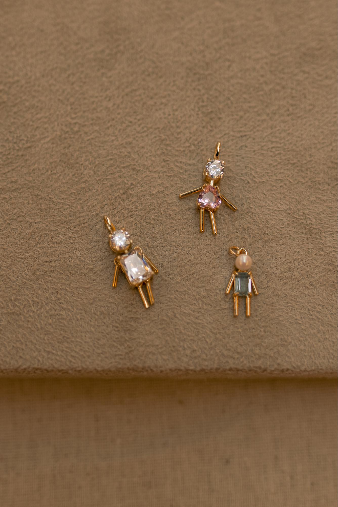 Colar Filhos com Pérolas Dourado