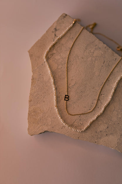 Choker Letra Dourado