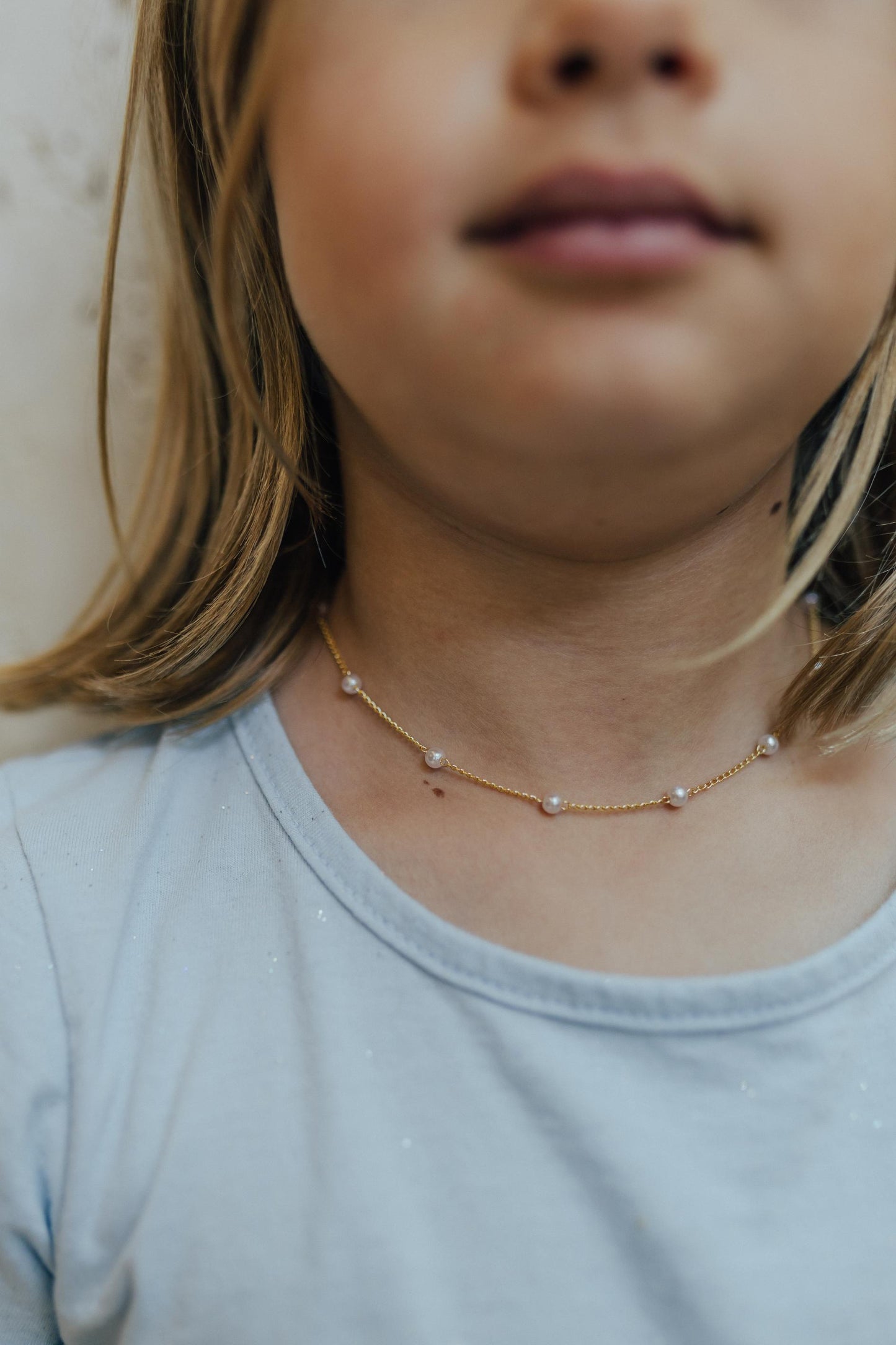 Colar Choker com Pérolas Infantil Dourado